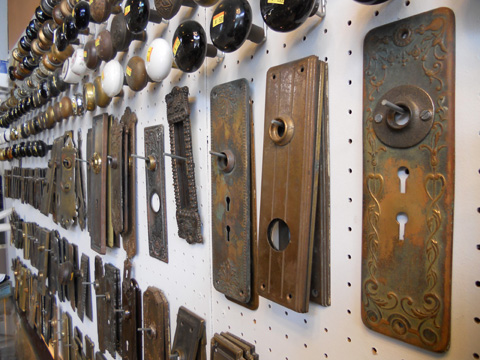 Some antique lock makers: Reading, Keil, Norwalk, Corbin, Yale, Russwin ... we have them all.